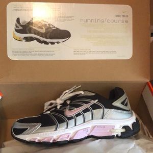 Women’s Nike running shoes